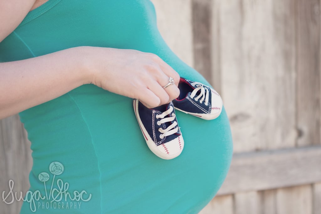 maternity-baby-boy-shoes-belly