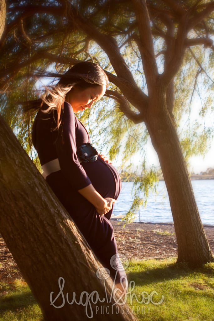 SugaShoc_Photography_Maternity_Photographer_Bucks County_Doylestown_PA_maternity-portrait-art_outdoor_by_tree