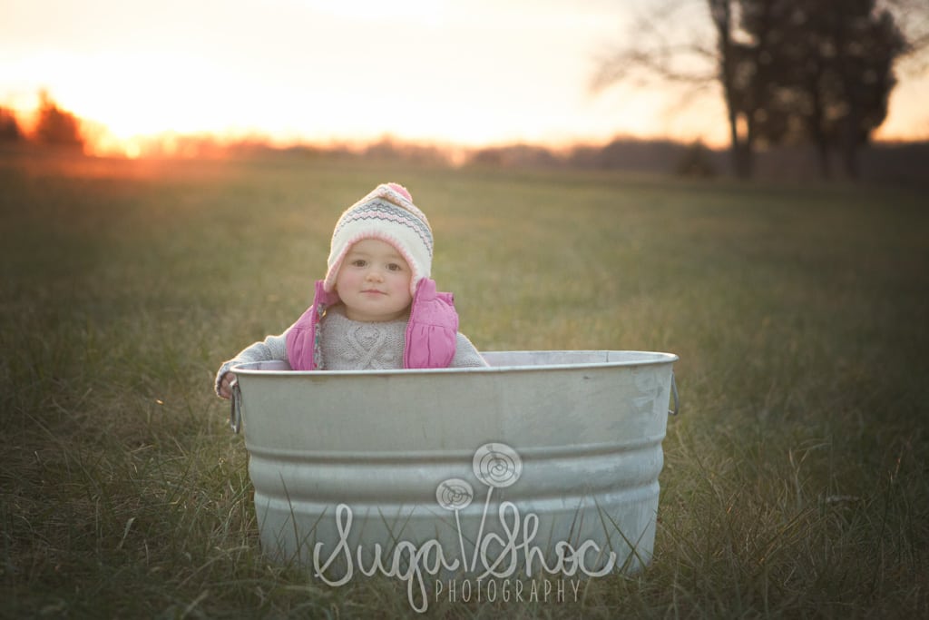 Family_Photographer_Bucks_County_Doylestown_PA_Twin_baby_girls_outdoor_Photography_session in metal bucket