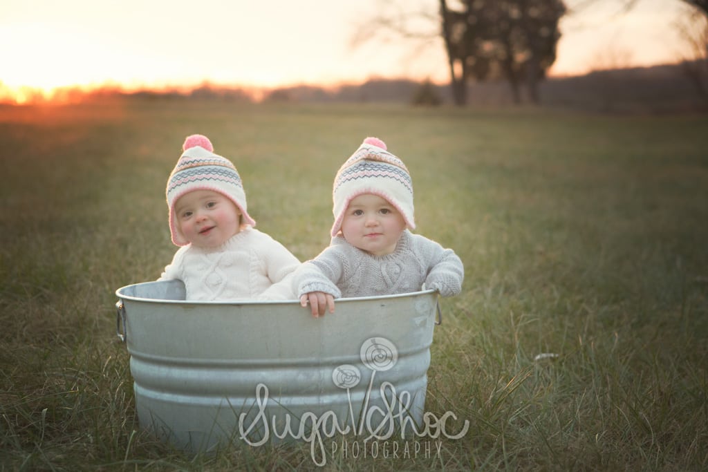 Family_Photographer_Bucks_County_Doylestown_PA_Twin_baby_girls_outdoor_Photography_session in metal bucket