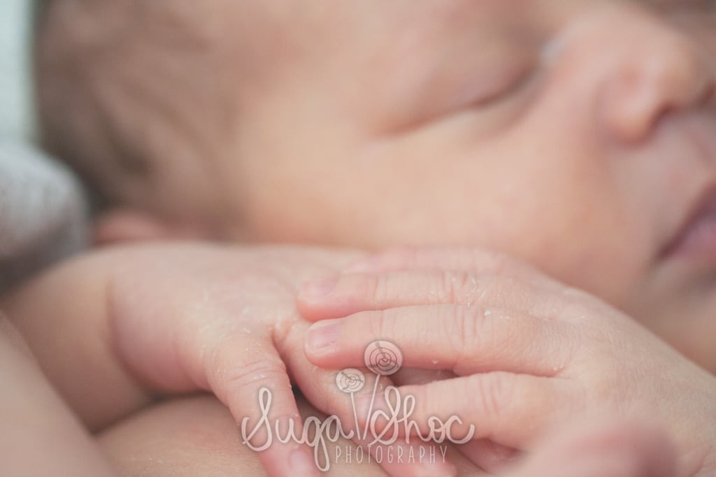 SugaShoc_Photography_Newborn_Photographer_Bucks County_Doylestown_PA_newborn_micro_of_hands