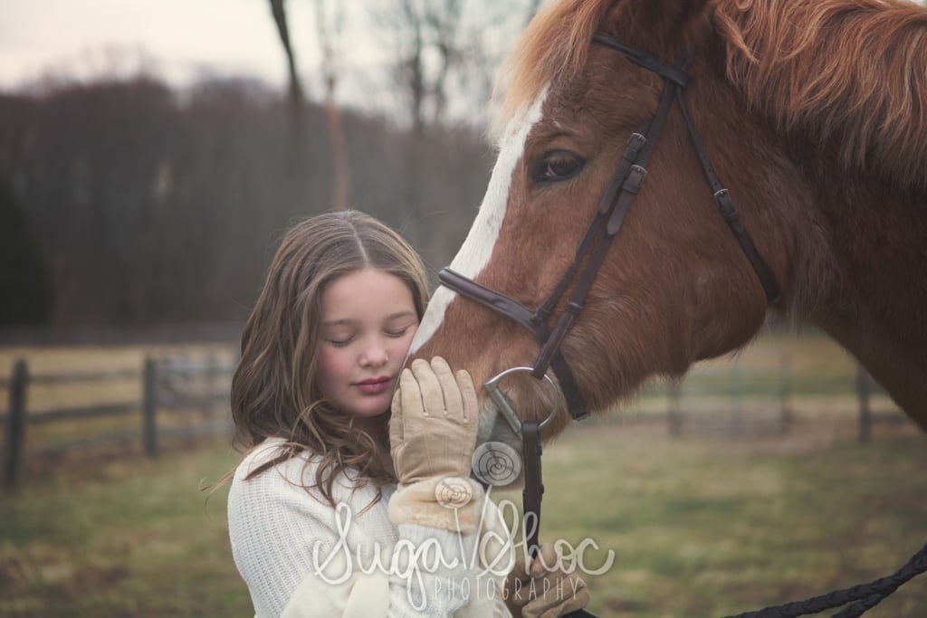 SugaShoc_Photography_Family_Children_Photographer_Bucks County_Doylestown_PA__girl_outdoor_horse