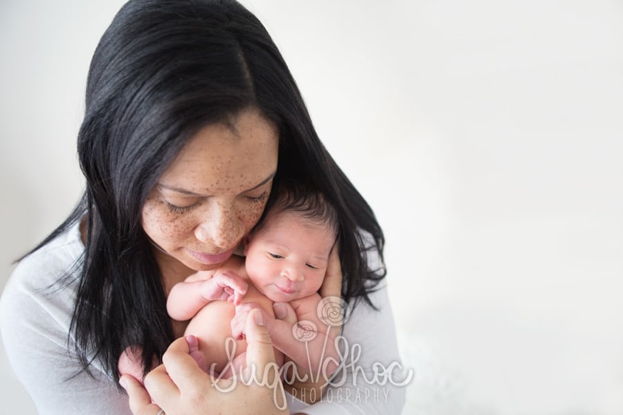 sugashoc photography newborn photographer bucks county pa doylestown pa newborn photography mother and newborn