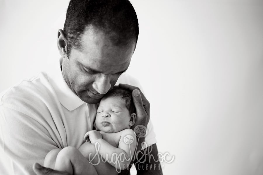 sugashoc photography newborn photographer bucks county pa doylestown pa newborn photography father and daughter