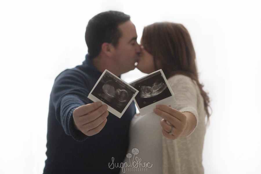 SugaShoc_Photography_Maternity_Photographer_Bucks_County_PA_Doylestown_PA_maternity_twin_ultrasounds