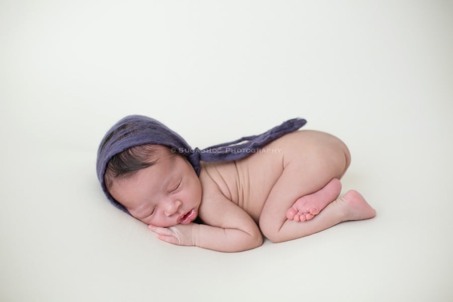 SugaShoc_Photography_Newborn_Photographer_Bucks_County_PA_Doylestown_PA_newborn_bum_up_pose