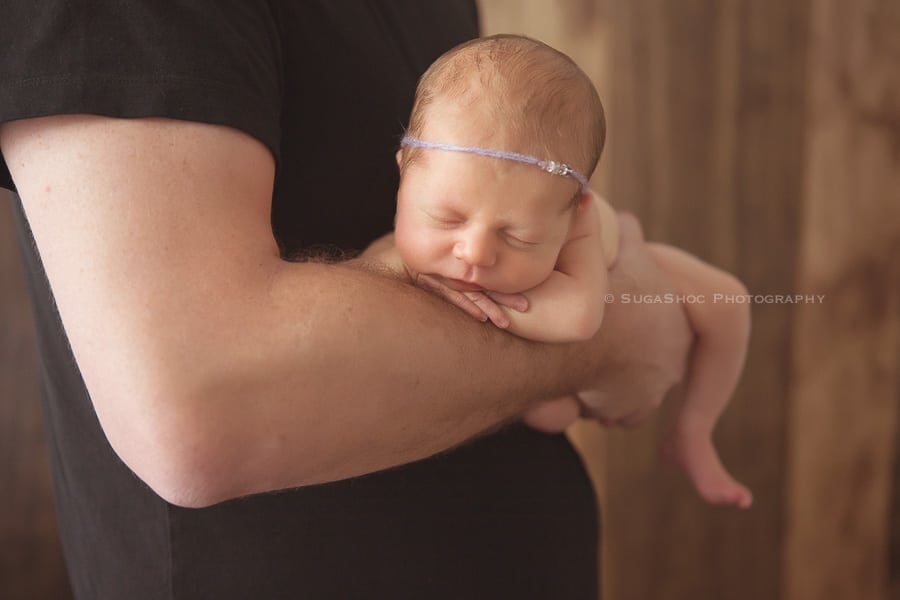 SugaShoc_Photography_Newborn_Photographer_Bucks_County_PA_Doylestown_PA_newborn_with_dad_posing_ideas