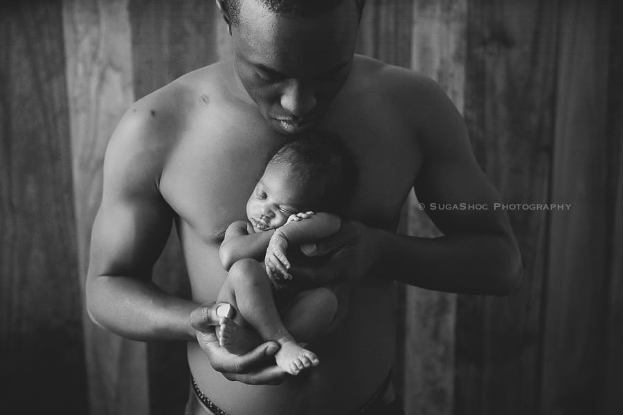 SugaShoc_Photography_Newborn_Photographer_Bucks_County_PA_Doylestown_PA_newborn_with_dad_pose_idea