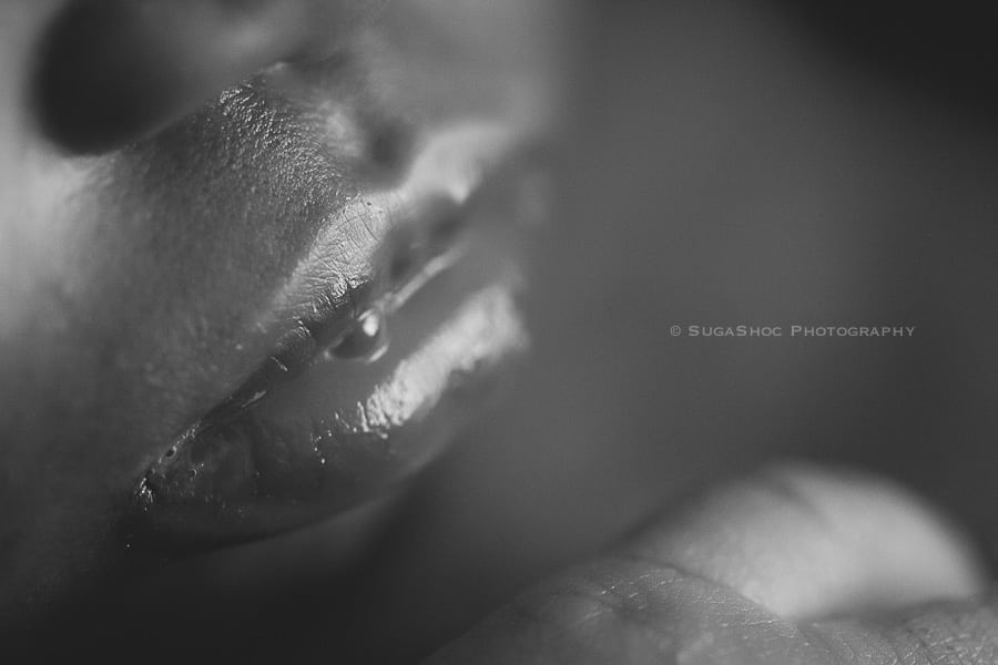 SugaShoc_Photography_Newborn_Photographer_Bucks_County_PA_Doylestown_PA_newborn_macro_shot_lips_bubbles