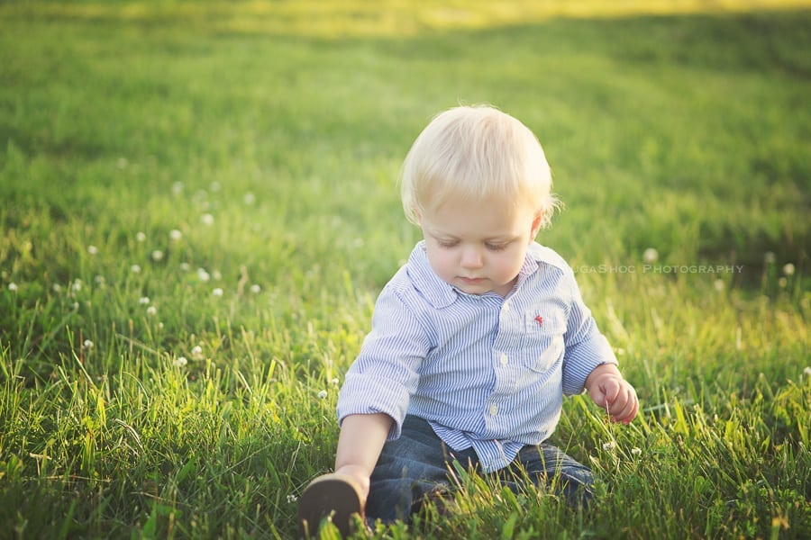 SugaShoc_Photography_Baby_Photographer_Bucks_County_PA_Doylestown_PA_One_Year_Old_Outdoor_session