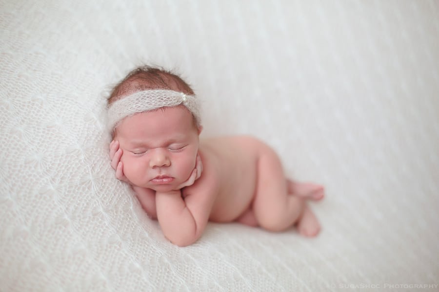 SugaShoc_Photography_Newborn_Photographer_Bucks_County_PA_Doylestown_PA_newborn_posing_ideas