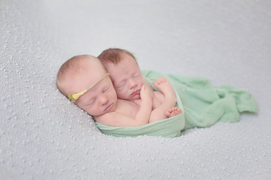 SugaShoc_Photography_Newborn_Photographer_Bucks_County_PA_Doylestown_PA_newborn_twins_photographer_newborn_twins_posing_ideas