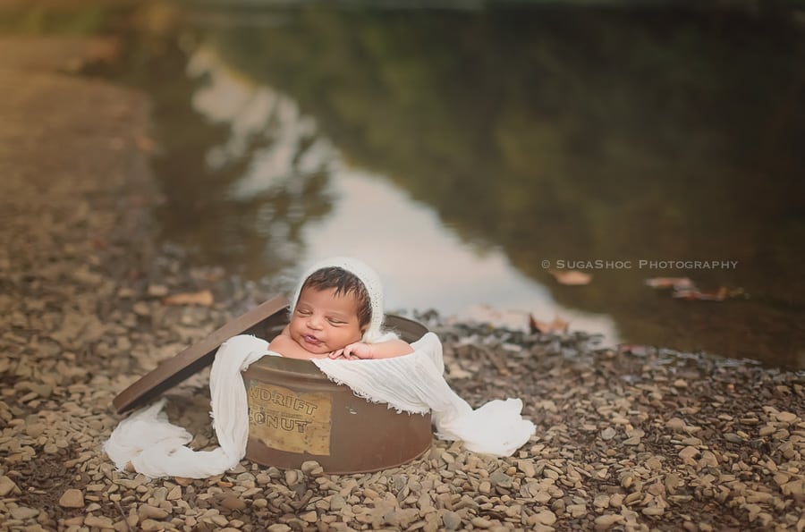 SugaShoc_Photography_Newborn_Photographer_Bucks_County_PA_Doylestown_PA_outdoor_newborn_photography_outdoor_newborn_posing_ideas_outdoor_newborn_lake_Pictures_newborn_in_antique_tin_can