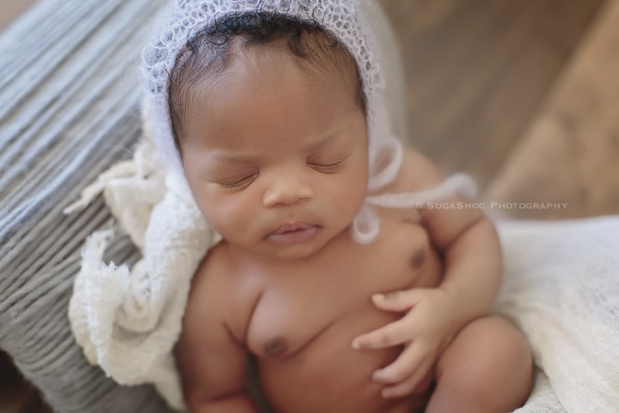 SugaShoc_Photography_Newborn_Photographer_Bucks_County_PA_Doylestown_PA_newborn_bed_ideas_newborn_posing_ideas