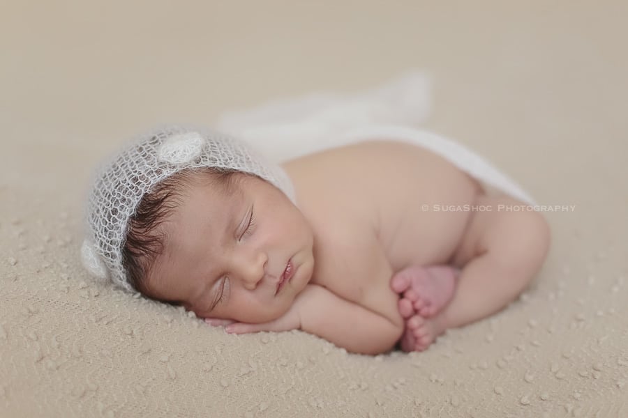 SugaShoc_Photography_Newborn_Photographer_Bucks_County_PA_Doylestown_PA_newborn_posing_ideas_newborn_modified_taco_pose_newborn_knitted_bear_hat