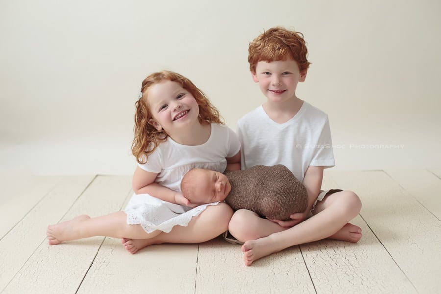 SugaShoc_Photography_Newborn_Photographer_Bucks_County_PA_Doylestown_PA newborn posing ideas newborn with siblings posing ideas