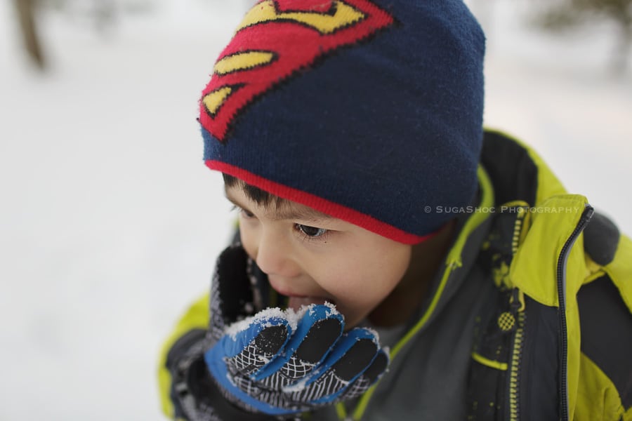 SugaShoc_Photography_Newborn_Photographer_Bucks_County_PA_Doylestown_PA_eye_lashes_and_eating_snow