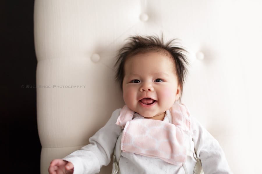 SugaShoc_Photography_baby_Photographer_Bucks_County_PA_Doylestown_PA_hip_dysplasia_smiling_baby