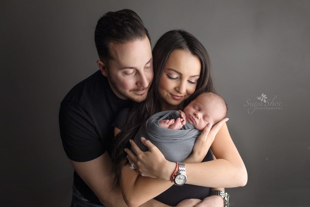 SugaShoc Photography Newborn Photographer Bucks County PA newborn parent posing