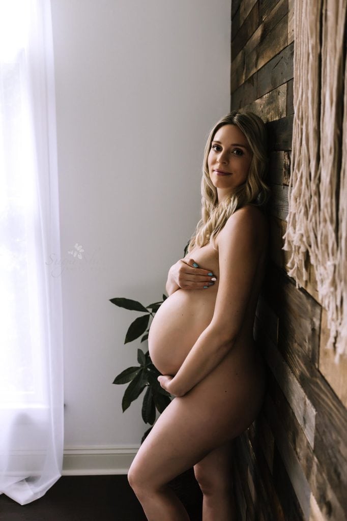 SugaShoc Photography Maternity Photographer Bucks County PA in studio maternity nude