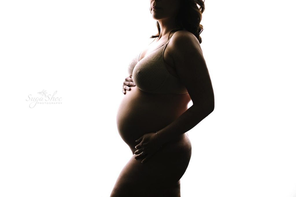 Sugashoc Photography Doylestown Maternity Photographer ommy-to-be silhoulette